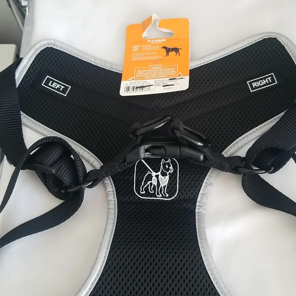 BRAND NEW Hyde and EEK dog harness size XL.